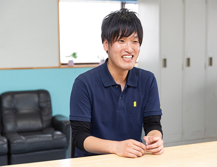 インタビューの様子4